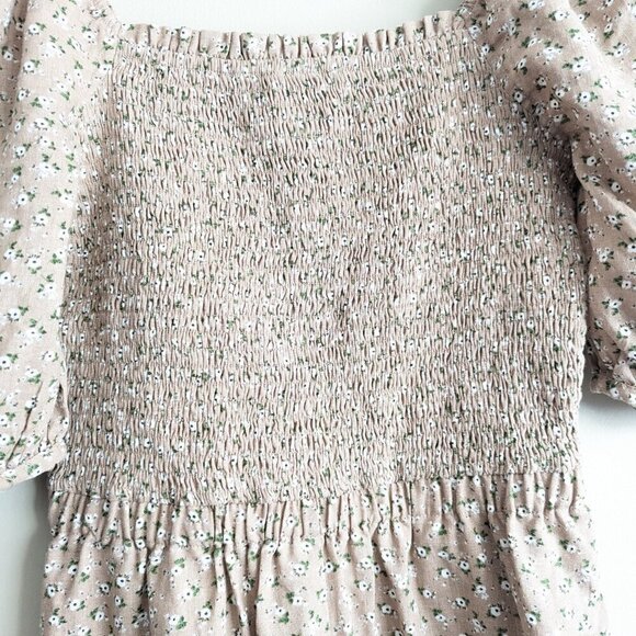 RW&Co Linen Blend Square-Neck Smocked Romper With Puffy Sleeves - Picture 8 of 9